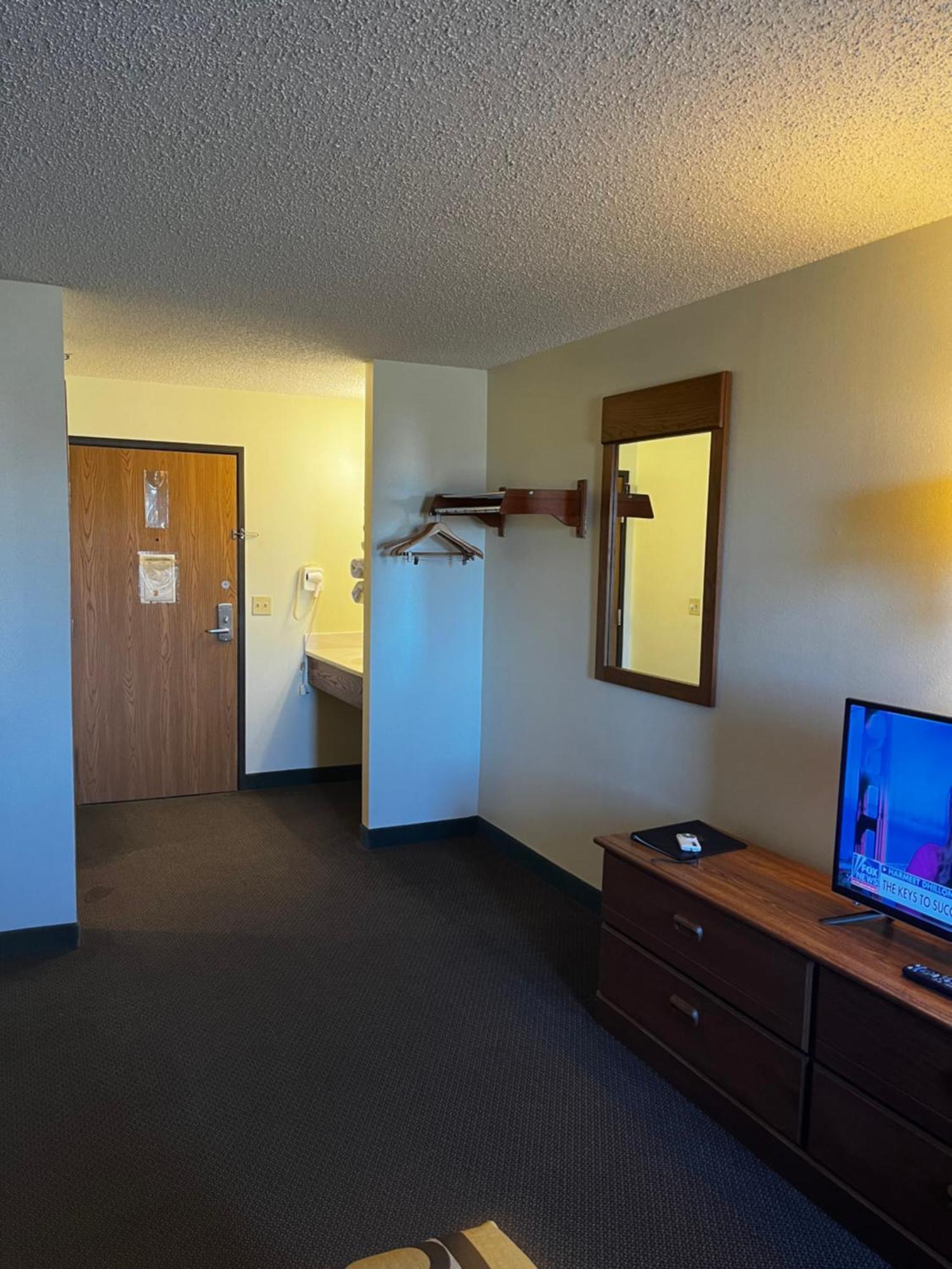 Super 8 Hotel Smithville Exterior photo